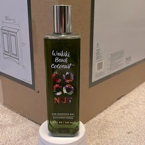 Brand new Waikiki Beach Coconut bath and body works fine frangrance mist